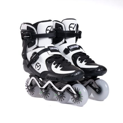 Challenge Black & White (4wheels)